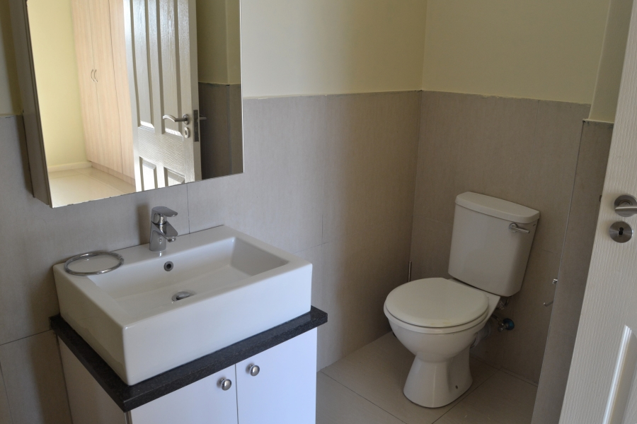 To Let 2 Bedroom Property for Rent in Strand North Western Cape